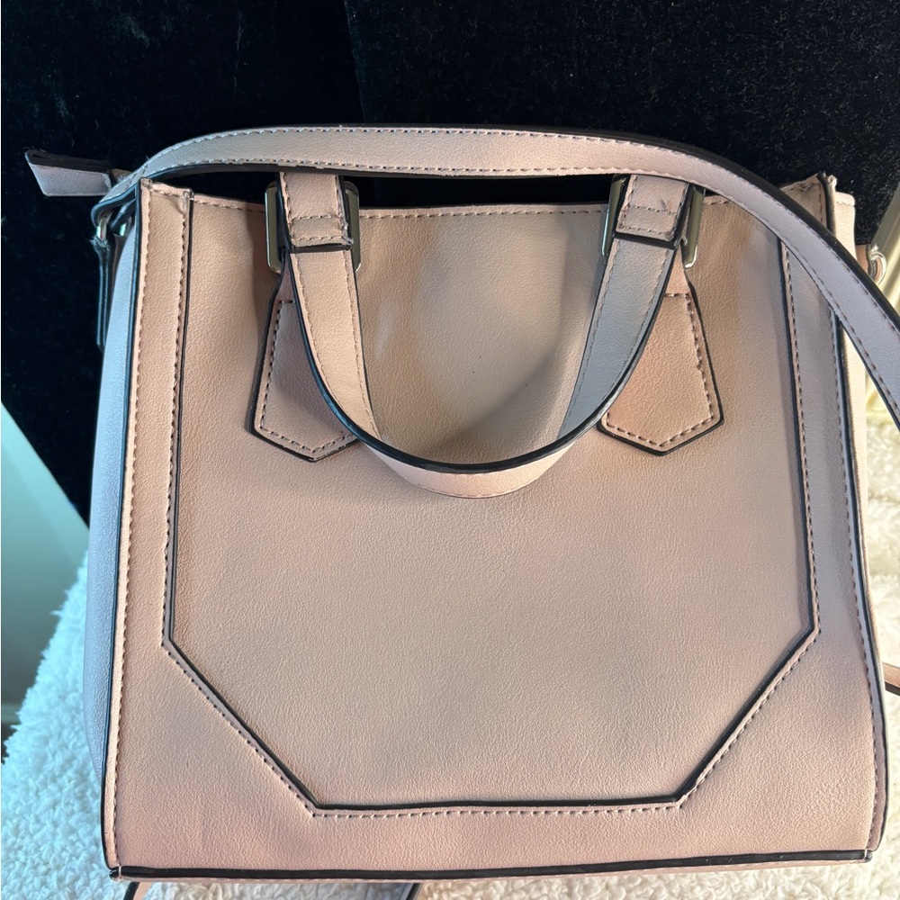 Steve Madden Convertible Crossbody with Scarf 🧣 color Light Pink - Picture 6 of 11